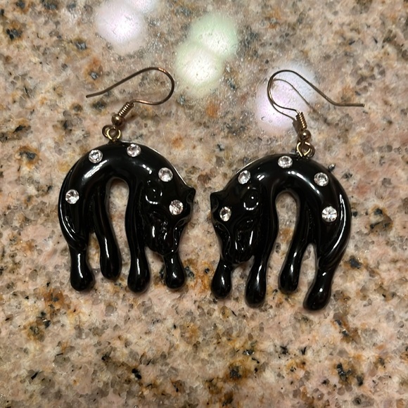 🐈‍⬛ Vintage Black Cat Cheetah Earrings 🐈‍⬛ - Picture 2 of 3